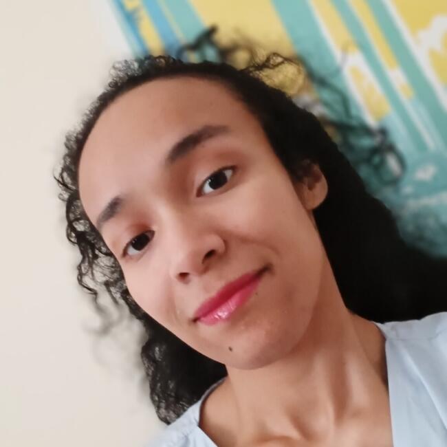 Babysitter in London: Madalin