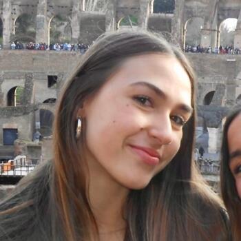 Canguro en Pozuelo de Alarcón: Carla