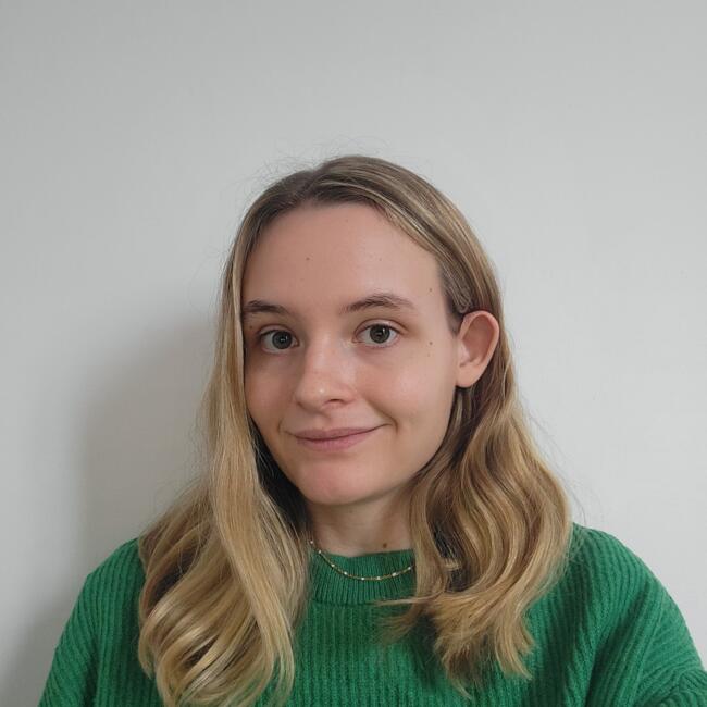 Baby-sitter in Olivet: Léna
