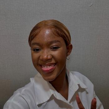 Babysitter in Carshalton: Lovia