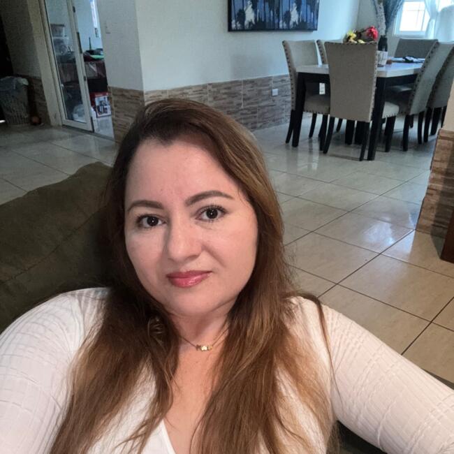 Niñera en San Pedro Sula: Ingris
