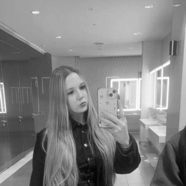 Babysitter in Hazerswoude-Rijndijk: Joëlle