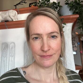 Babysitter in Neumarkt am Wallersee: Diana