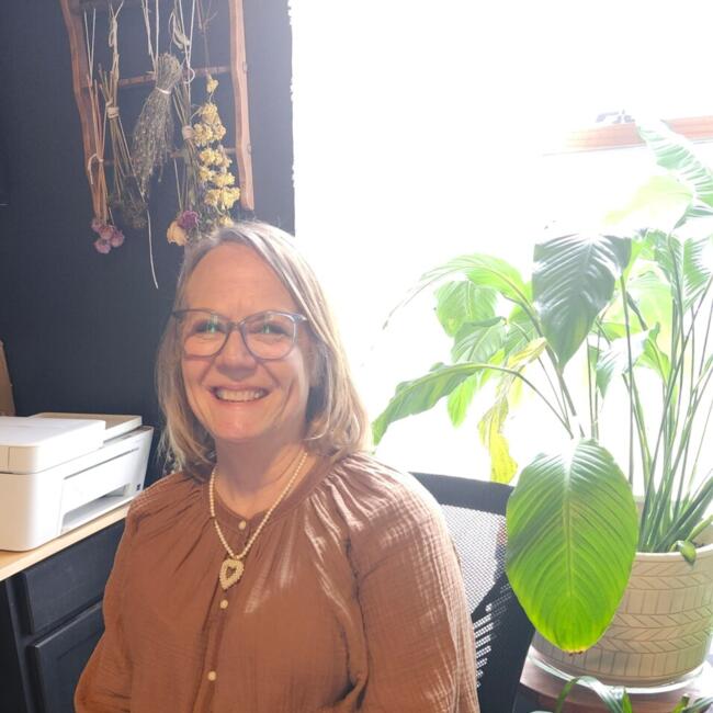 Babysitter in Willoughby: Kate