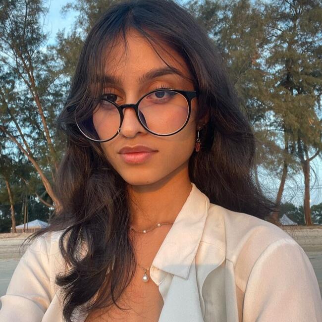 Babysitter in Abu Dhabi: Anushka