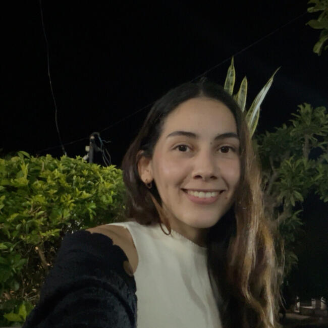 Babysitter in San Lorenzo: Eliana