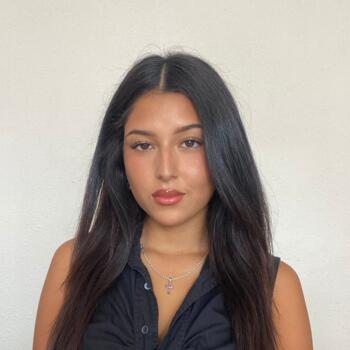 Bonă în Paris: Suyay