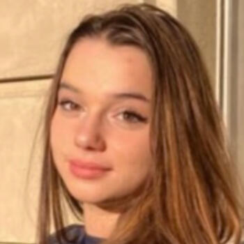 Baby-sitter in Paris: Lucie