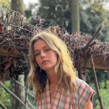 Babysitter in Tourcoing: Mahault