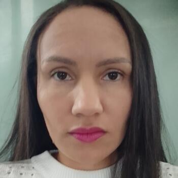 Babysitter Itaquaquecetuba: Adriana