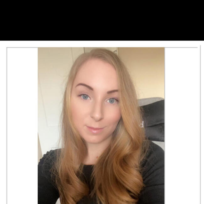 Babysitter in Cheltenham: Laura