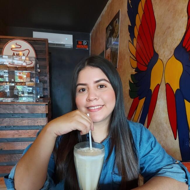 Babysitter in Alicante: Anny Julieth