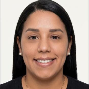 Niñera en Medellín: Alejandra