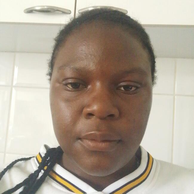 Babysitter in Cape Town: Nicole