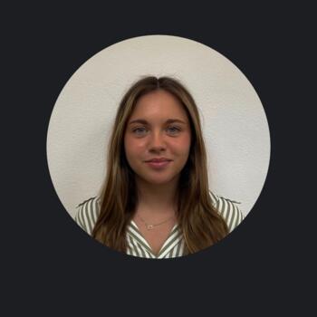 Babysitter Gouvix: Léona