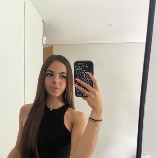 Babysitter em Santo Tirso: Helena