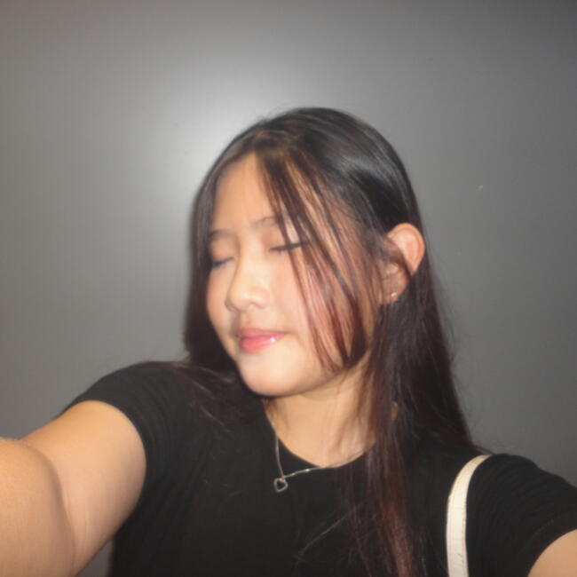 Babysitter in Singapore Island: Leanne