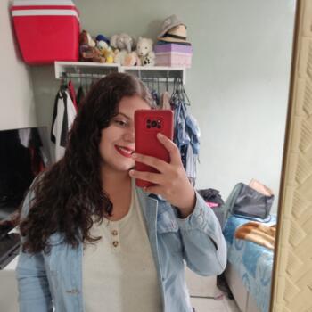 Babysitter in Santos: Samantha