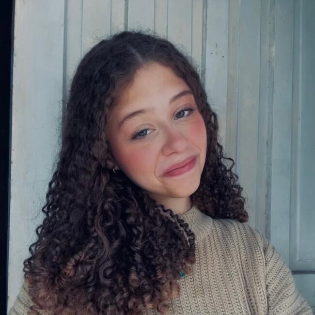 Babysitter in Maringá: Vitória