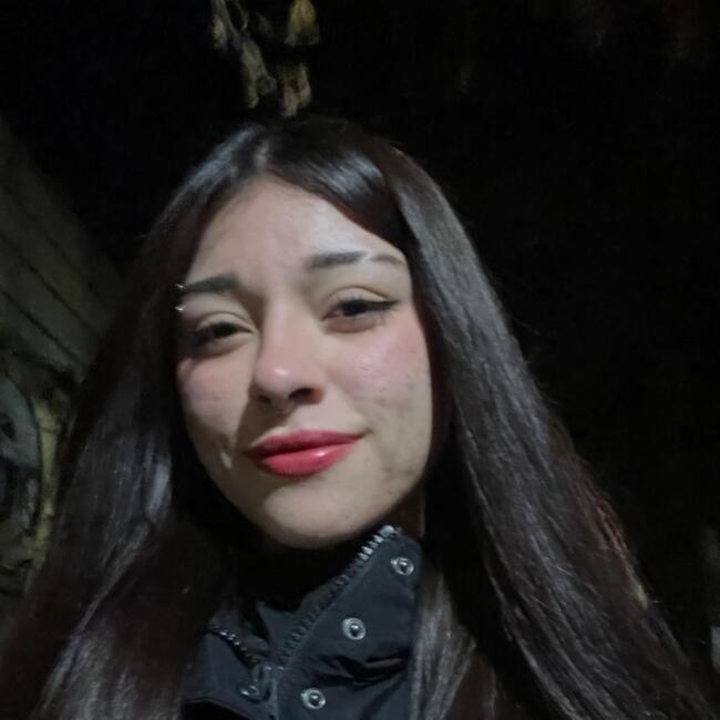 Babysitter in El Monte: Renata arlette