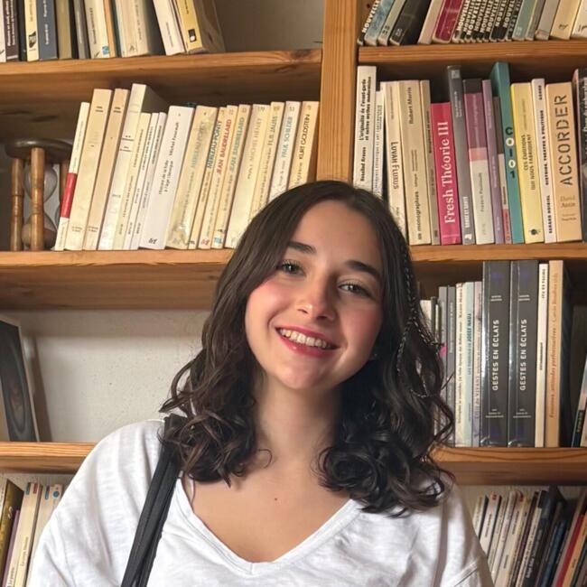 Babysitter in Besançon: Agathe