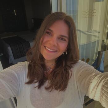 Babysitter in São João da Talha: Sofia