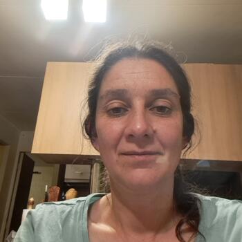 Trabajo para niñera en San Fernando: trabajo de niñera Maria José