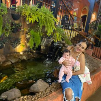 Emprego de babá em Bauru: emprego de babá Melisa