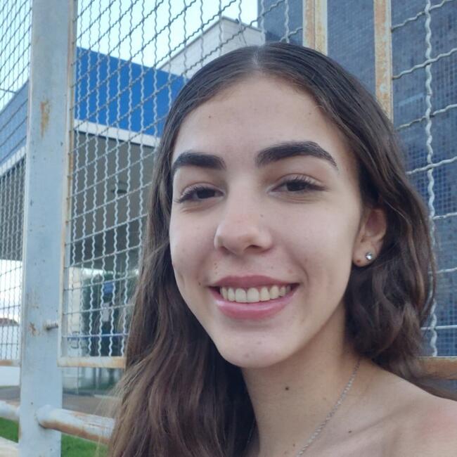 Babá em Aguaí: Heloisa