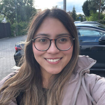 Babysitter in Seville: Natalia
