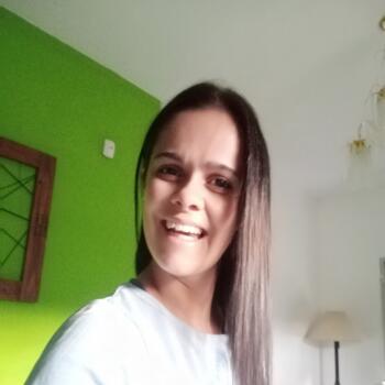 Babysitter in Ciudad de la Costa: Analia