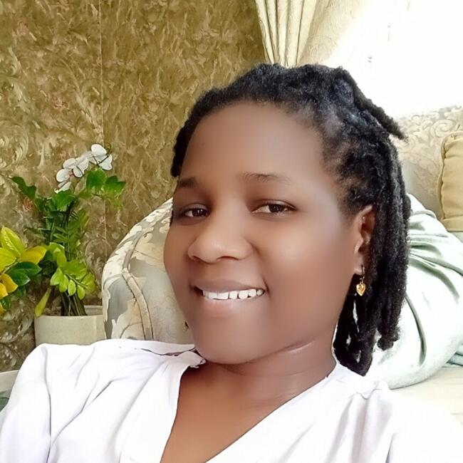 Babysitter in Dubai: Dorothy