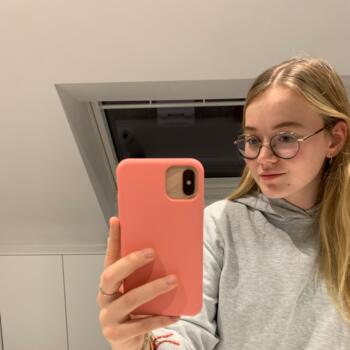 Babysitter in Hoei: Jeanne