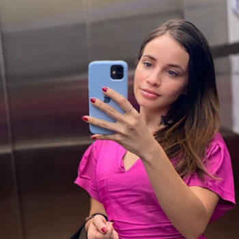 Babysitter Maceió: Esther