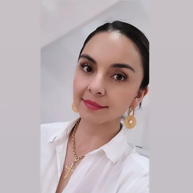 Babysitting job in Chía: Paola