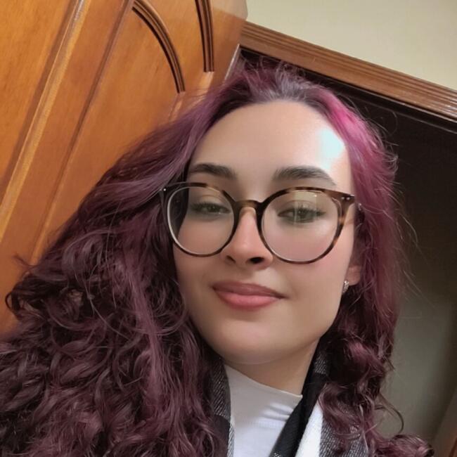 Babysitter in Bragança Paulista: Gabriela