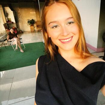 Babysitter in Santo Ângelo: Lara