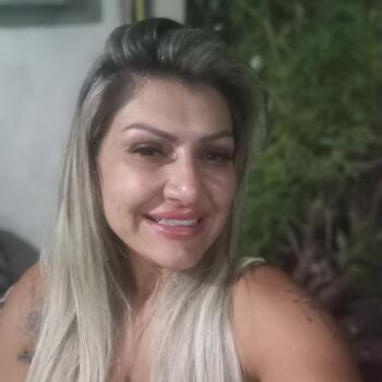 Babysitter Caxias do Sul: Veridiana