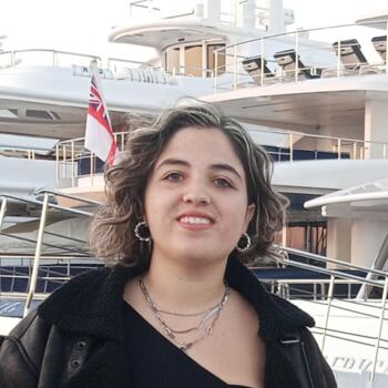 Babysitter in Anatoli: Ζωή