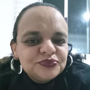 Babysitter in Cotia: Elisangela