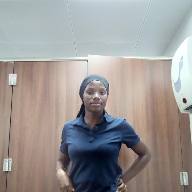 جليسة أطفال في أبوظبي: Sumayiyah