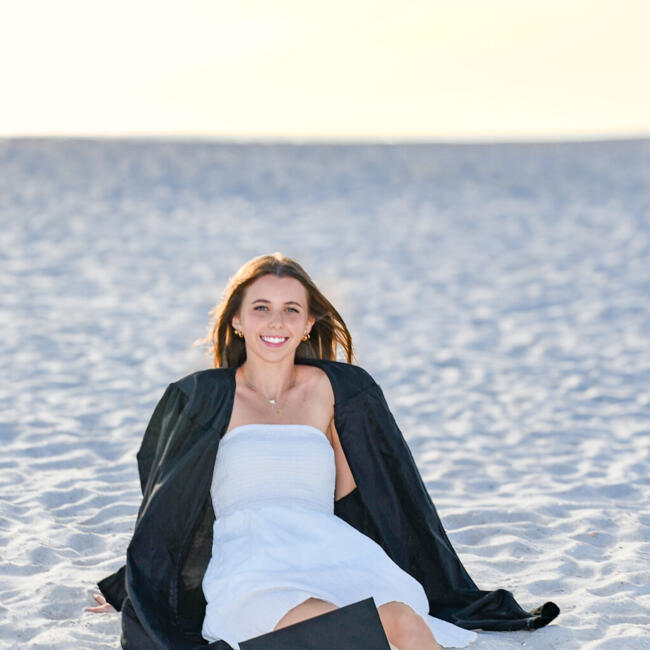 Nanny in Warsaw (Indiana): Courtney