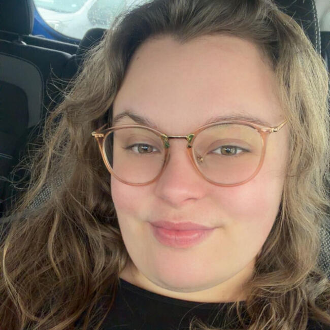 Babysitter in Angers: Julie