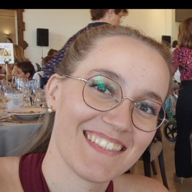 Babysitter in Granada: Ángela