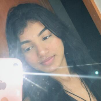 Babá em Paço do Lumiar: Alana