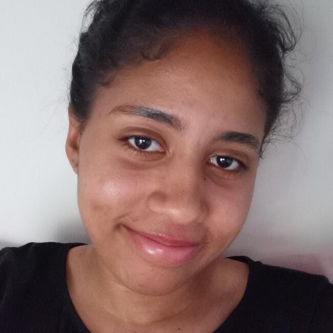 Babysitter in Chilly-Mazarin: Adja