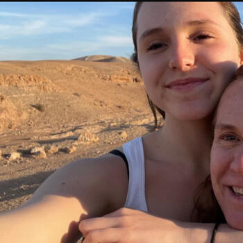 Babysitter in Paris: Isaure