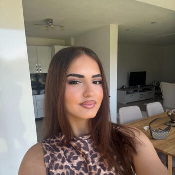 Babysitter in Horgen: Sara