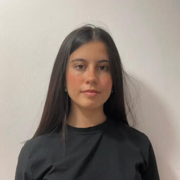 Niñera en Girona: Aitana