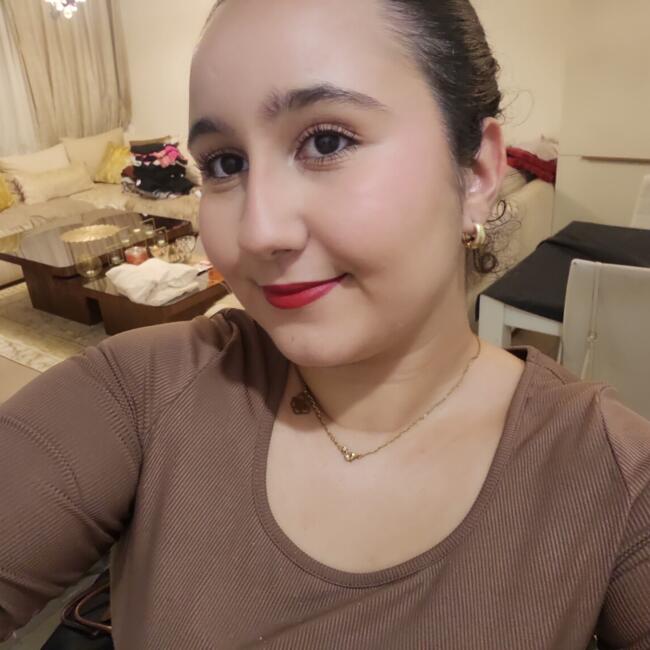 Babysitter in Montpellier: Imane